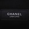Chanel  Pochette clutch-belt  in black quilted leather - Detail D2 thumbnail