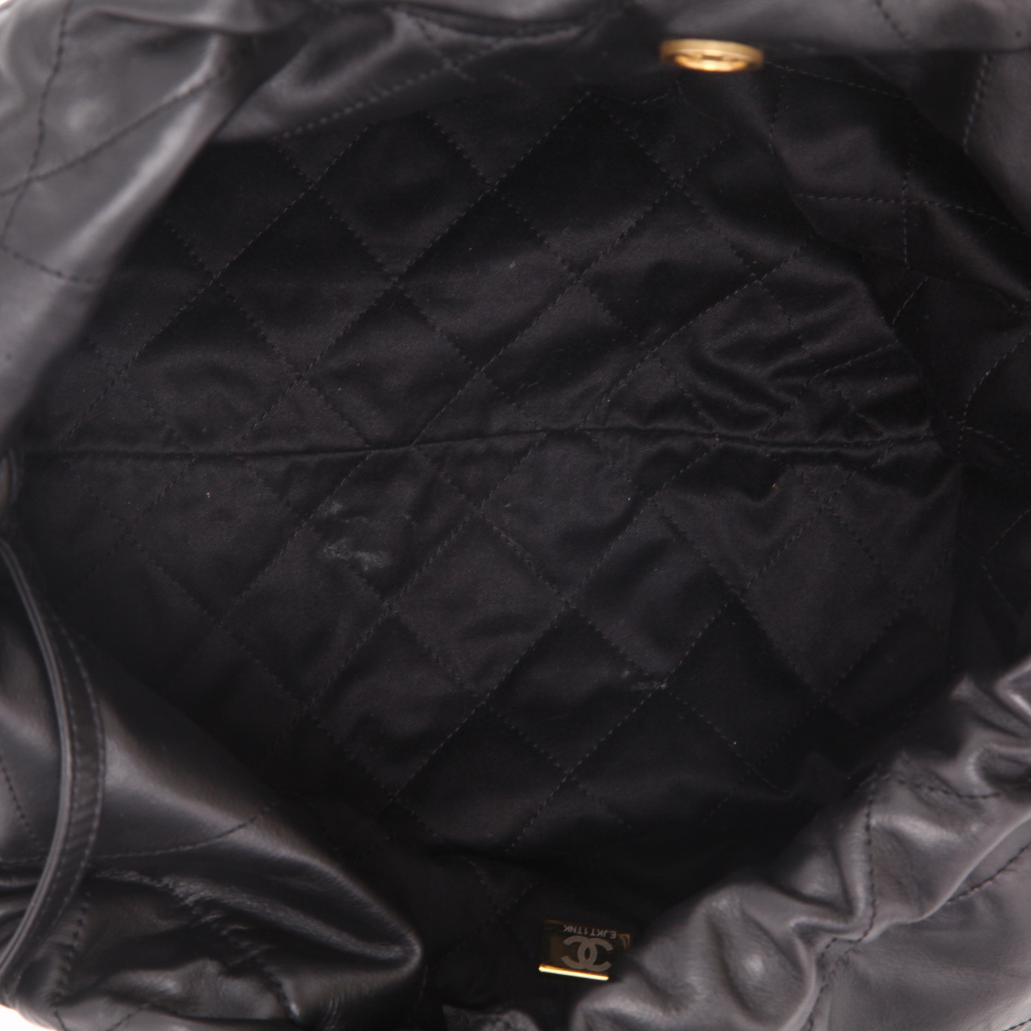 Shopping bag Chanel  22 in pelle nera - Detail D3