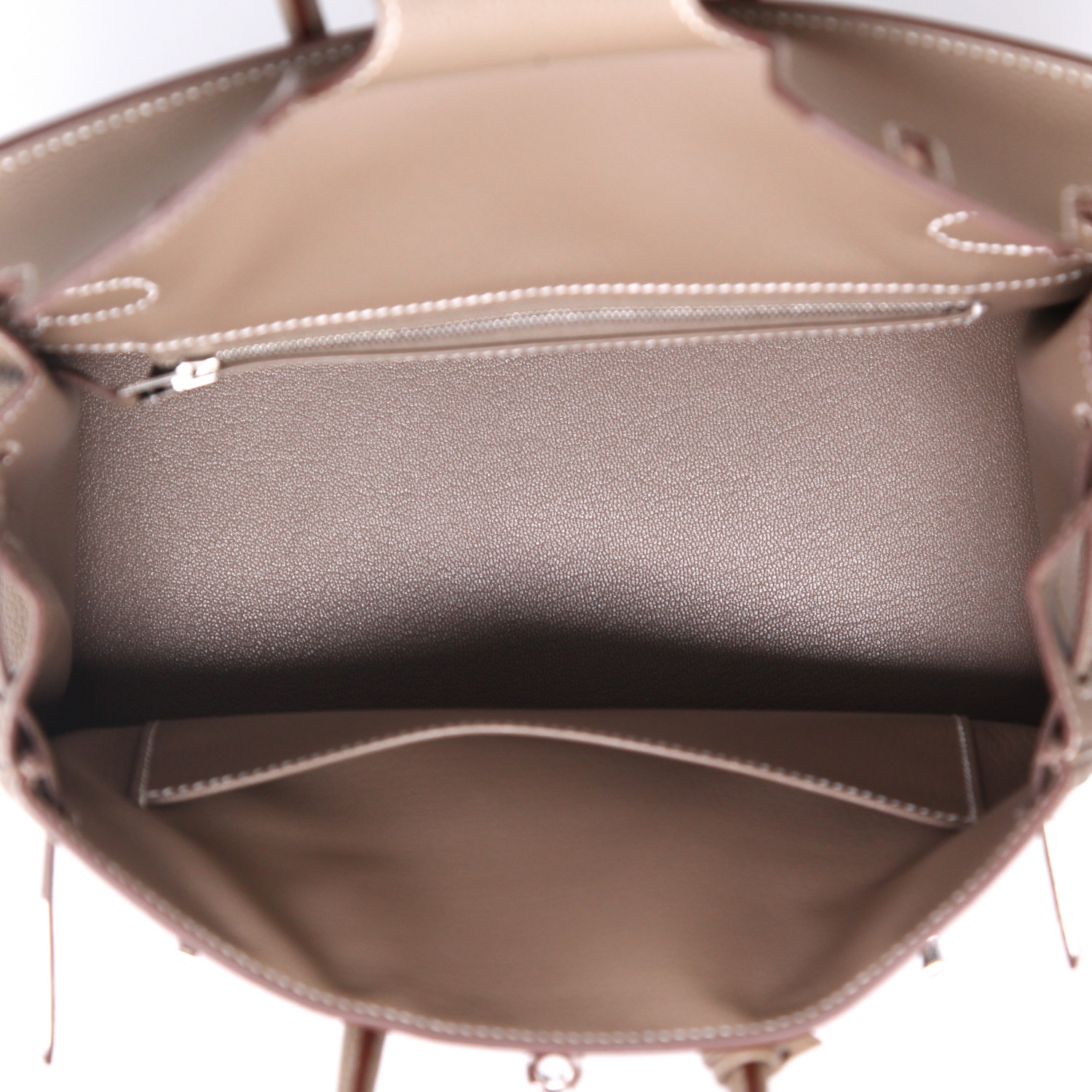 Bolso de mano Hermès  Birkin 25 cm en cuero togo marrón etoupe - Detail D3