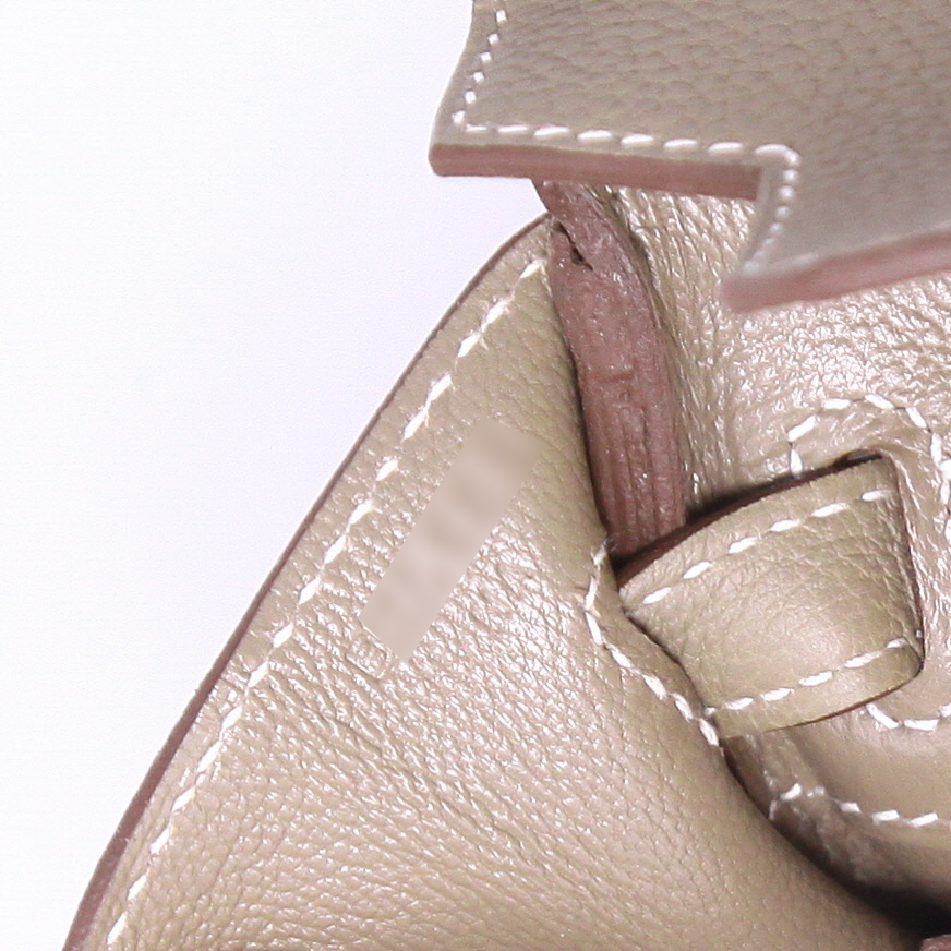 Hermès  Birkin 25 cm handbag  in etoupe togo leather - Detail D4