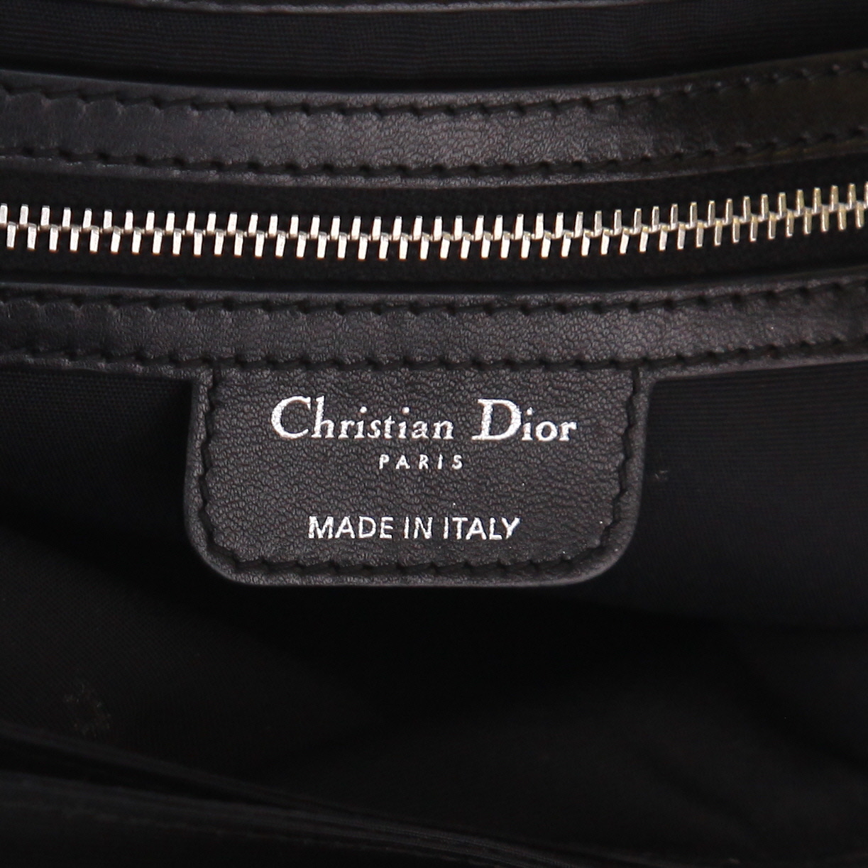 Bolso de mano Dior  Promenade en cuero cannage negro - Detail D2