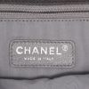 Chanel  Timeless Jumbo shoulder bag  in anthracite grey quilted grained leather - Detail D2 thumbnail