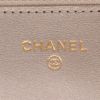 Sac bandoulière Chanel  Chanel 2.55 - Wallet en cuir matelassé doré - Detail D2 thumbnail