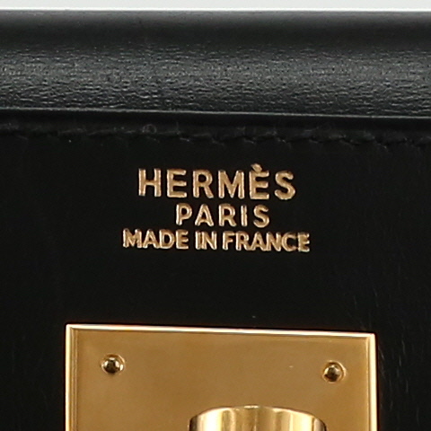 Hermès  Kelly 32 cm handbag  in black box leather - Detail D2