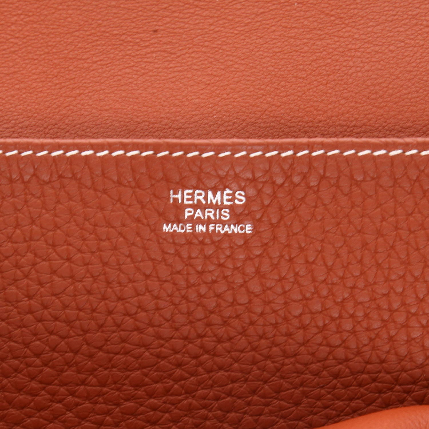Bolso bandolera Hermès  Halzan en cuero taurillon clémence Cuivre - Detail D2