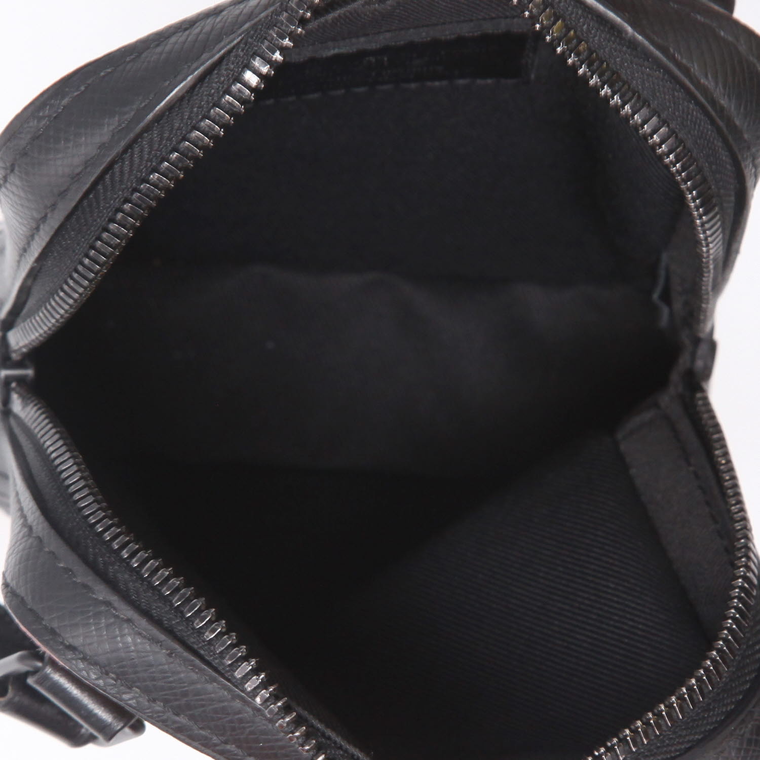 Borsa a tracolla Louis Vuitton   in pelle nera - Detail D3