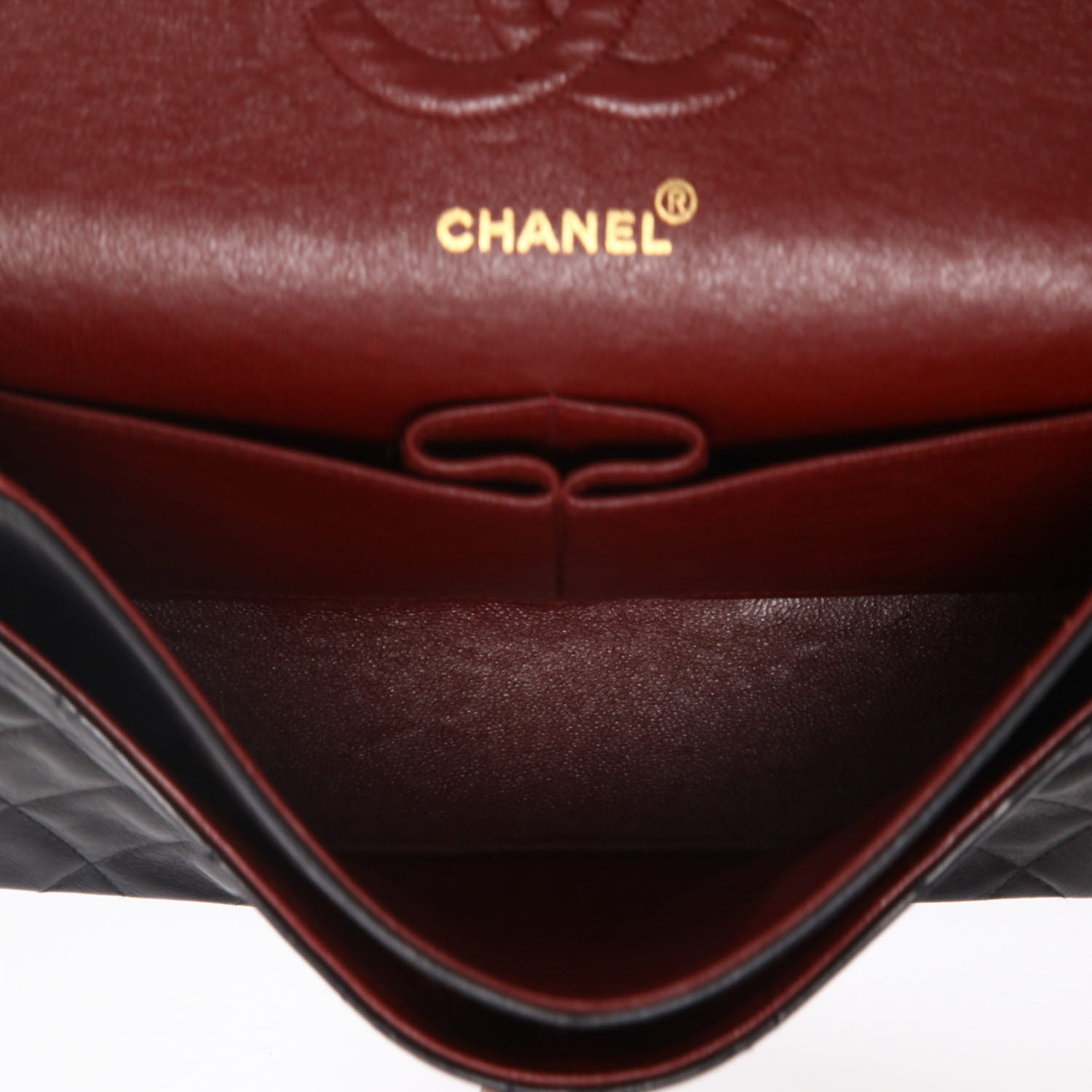Bolso de mano Chanel  Timeless Classic en cuero acolchado negro - Detail D3