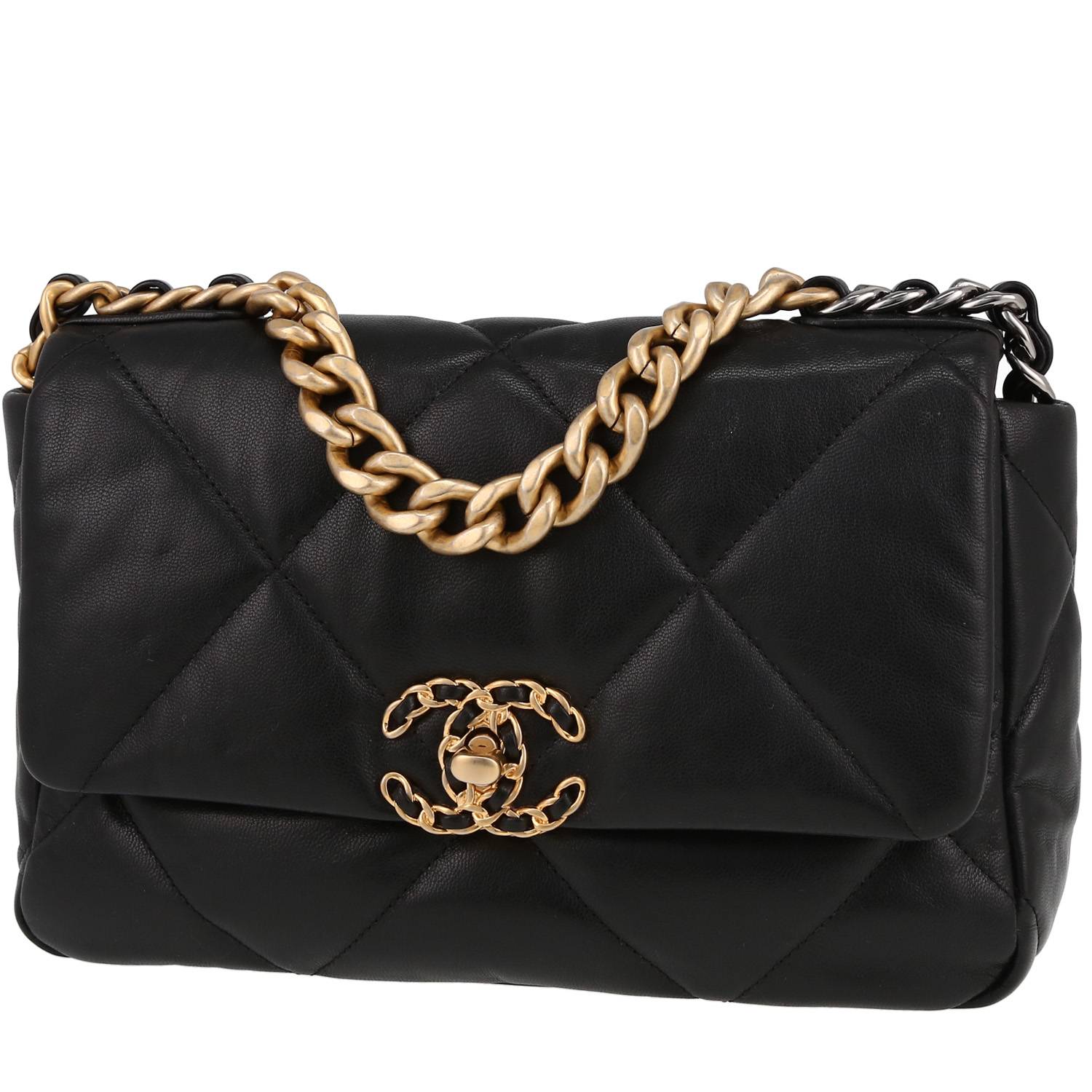 Chanel 19 best sale bag inside