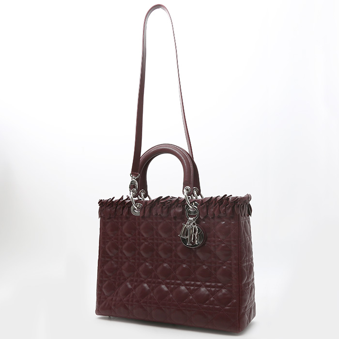 Sac à main Dior Lady Dior grand modèle en cuir cannage bordeaux - Detail D2