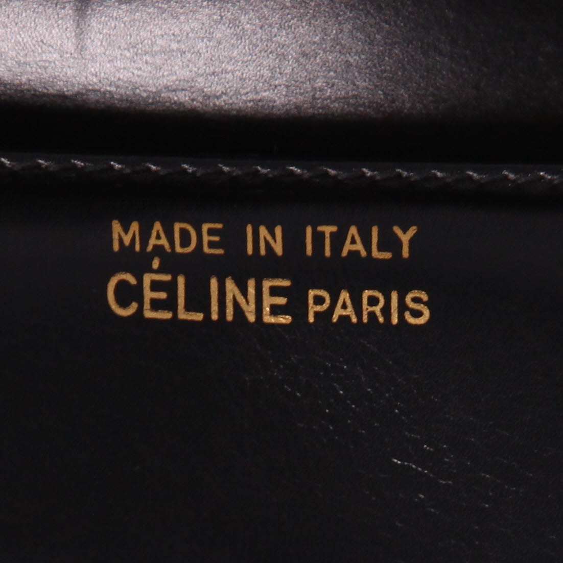 Celine  Vintage bag worn on the shoulder or carried in the hand  in black leather - Detail D2