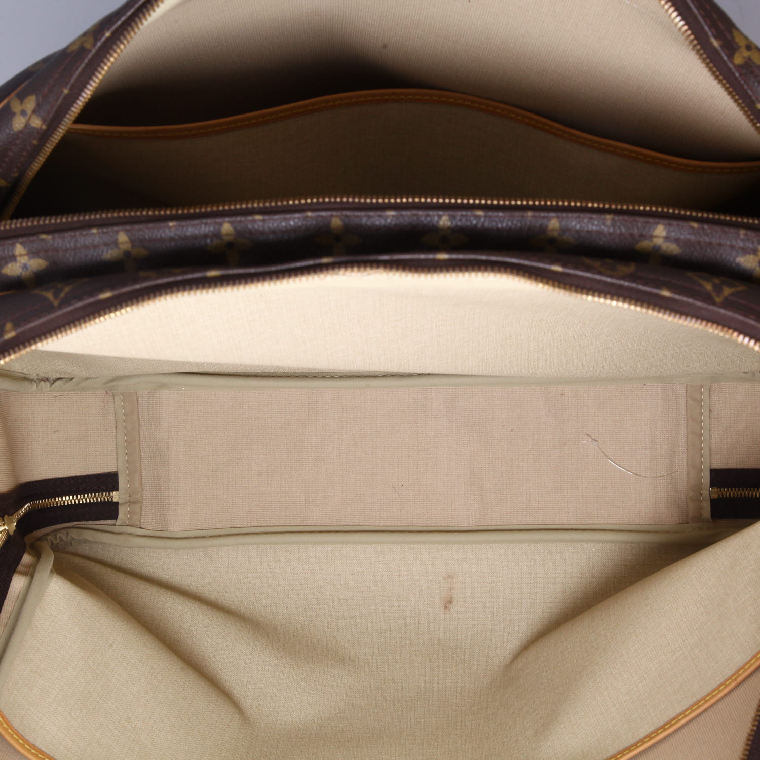 Borsa da viaggio Louis Vuitton  Alize in tela monogram marrone e pelle naturale - Detail D3