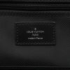 Louis Vuitton  Porte-habits en cuir taiga gris - Detail D6 thumbnail