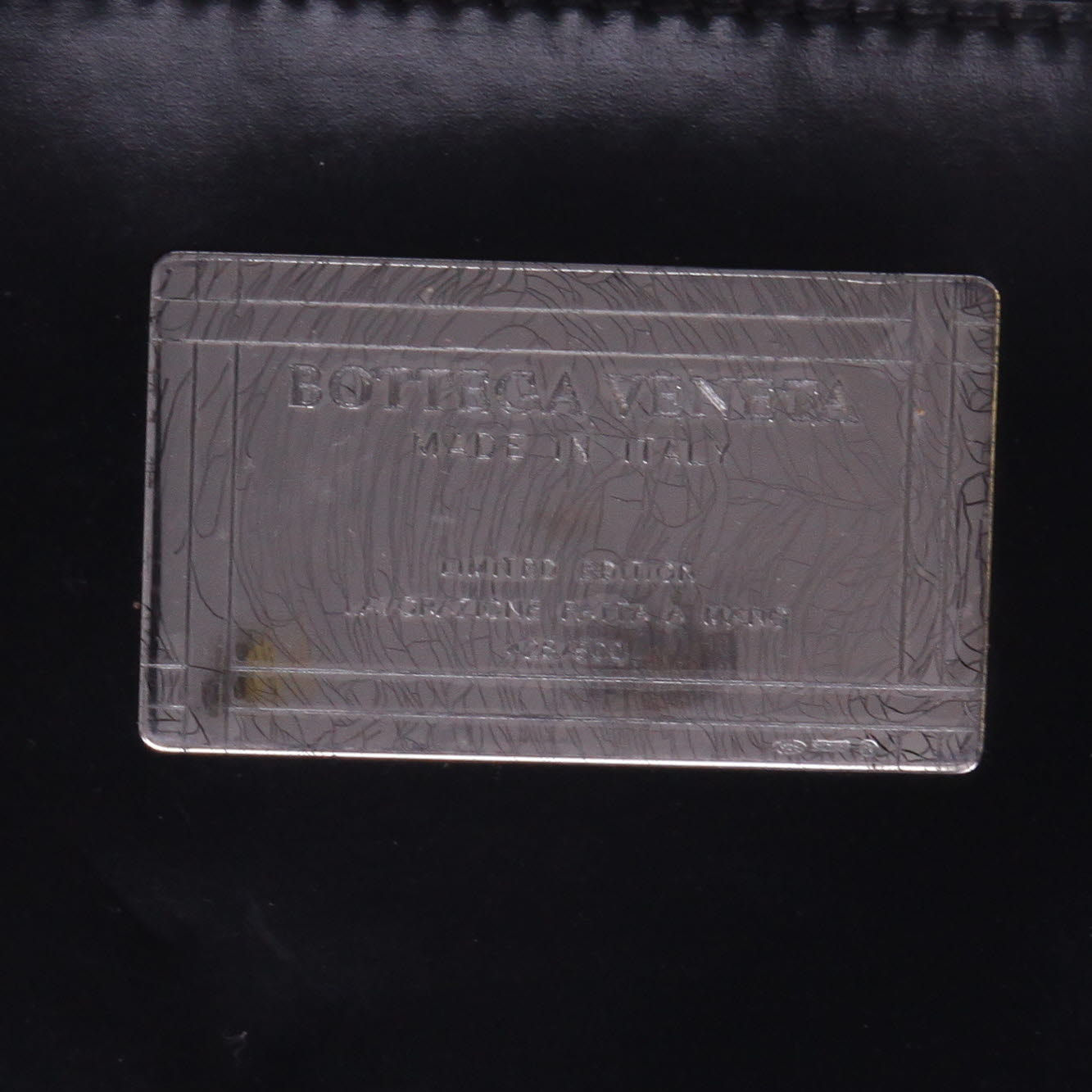 Sac cabas Bottega Veneta  Cabat en cuir intrecciato rouge et noir - Detail D2