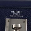 Bolso de mano Hermès  Kelly 32 cm en cuero epsom azul Zafiro - Detail D2 thumbnail