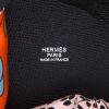 Bolso de mano Hermès  Musardine en seda naranja y cuero epsom negro - Detail D2 thumbnail