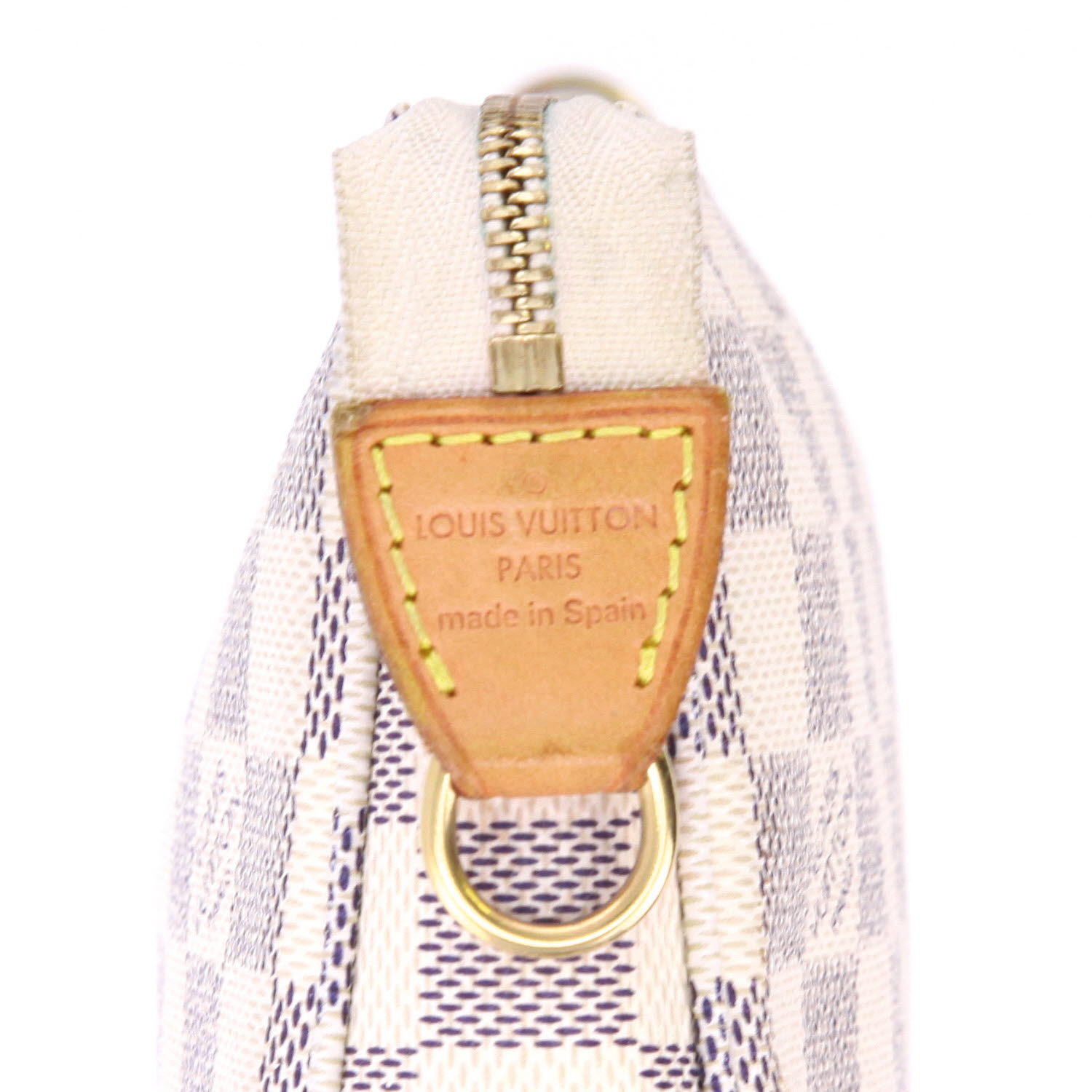 Louis Vuitton  Pochette accessoires shoulder bag  in azur damier canvas  and natural leather - Detail D2