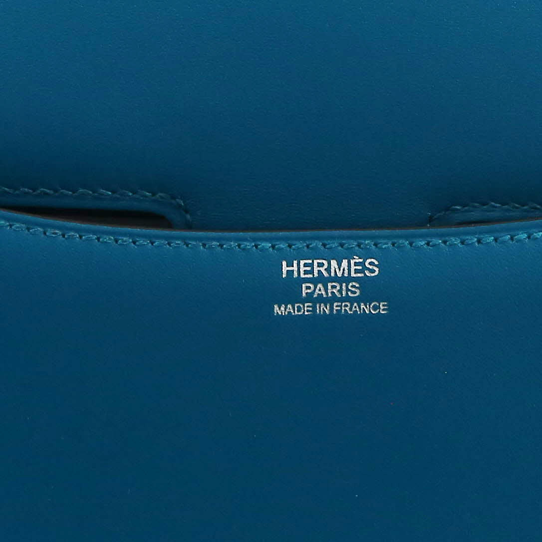 Hermès  Constance shoulder bag  in blue Swift leather - Detail D2