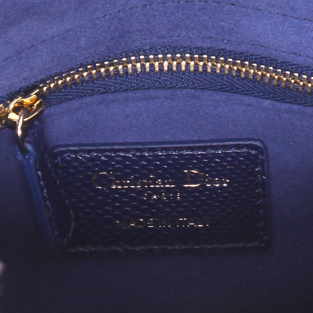 Dior  Mini Lady Dior shoulder bag  in blue astrakhan  and blue python - Detail D2
