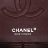 Bolso de mano Chanel  Timeless Classic en cuero acolchado negro - Detail D2 thumbnail