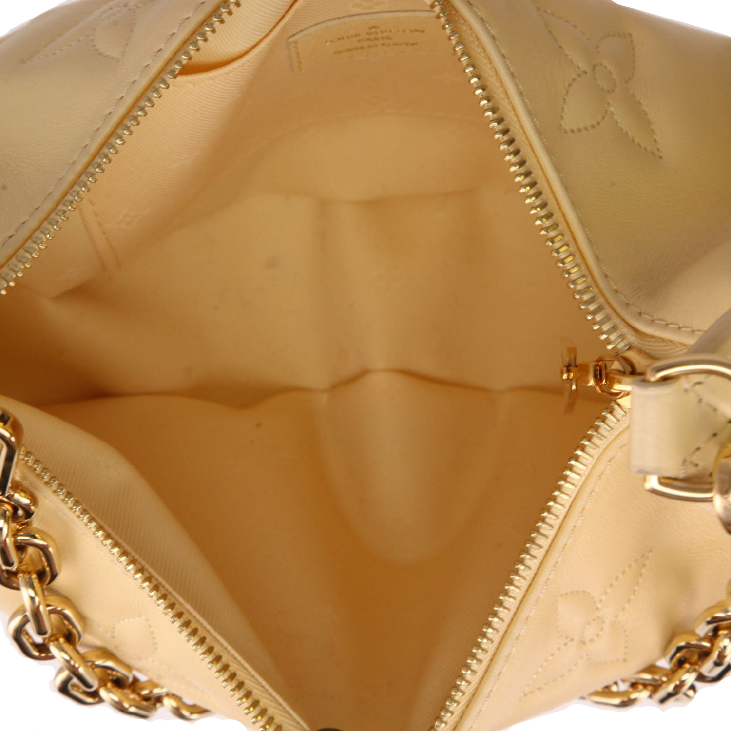 Louis Vuitton  Over The Moon handbag  in yellow monogram leather - Detail D3