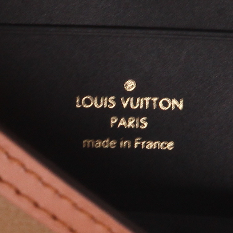 Sac bandoulière Louis Vuitton  Dauphine mini  en toile monogram enduite et cuir marron - Detail D2