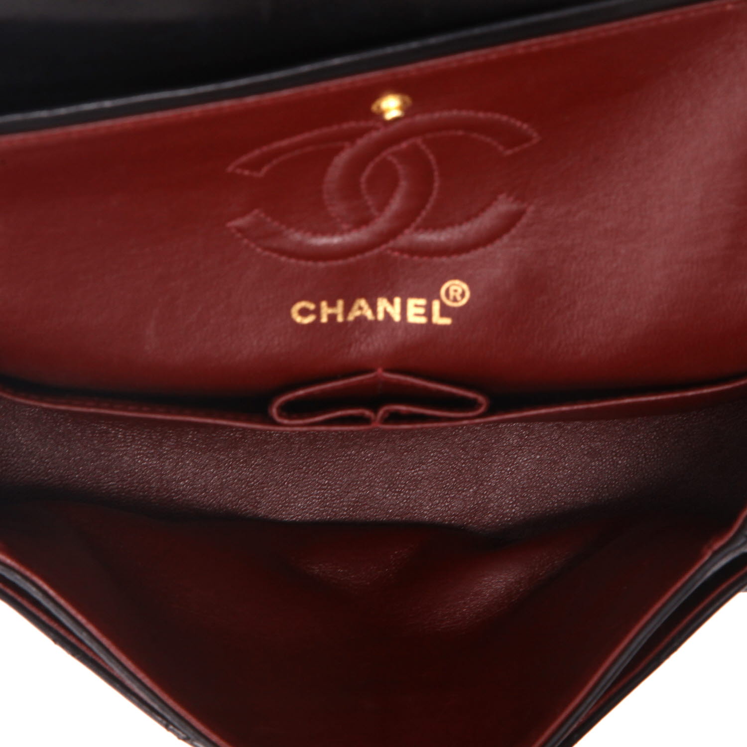 Chanel  Timeless Petit handbag  in black quilted leather - Detail D3