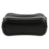 Bolso de mano Chanel  Gabrielle  modelo pequeño  en cuero acolchado negro - Detail D1 thumbnail