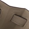 Hermès  Kelly 28 cm handbag  in green Sauge togo leather - Detail D4 thumbnail