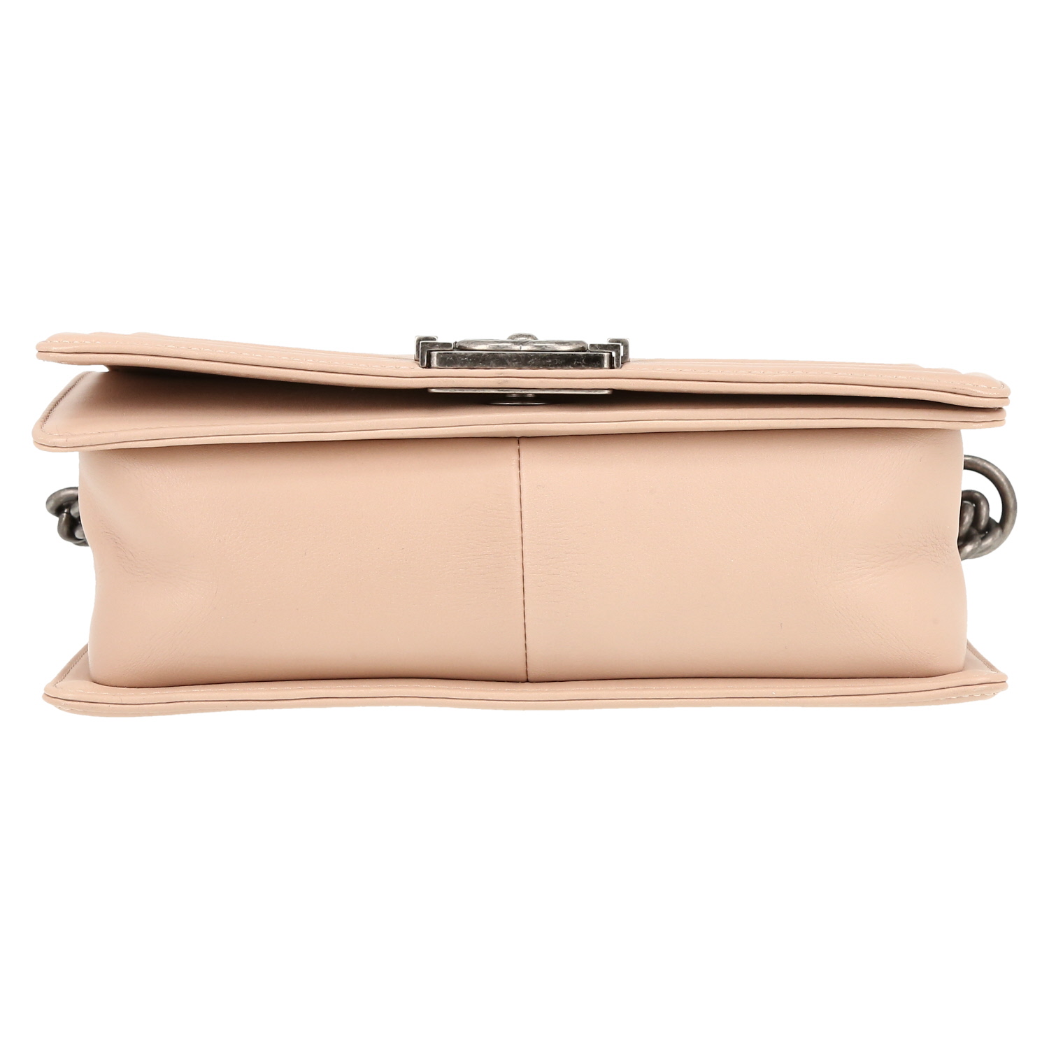 Chanel  Boy shoulder bag  in beige quilted leather - Detail D1