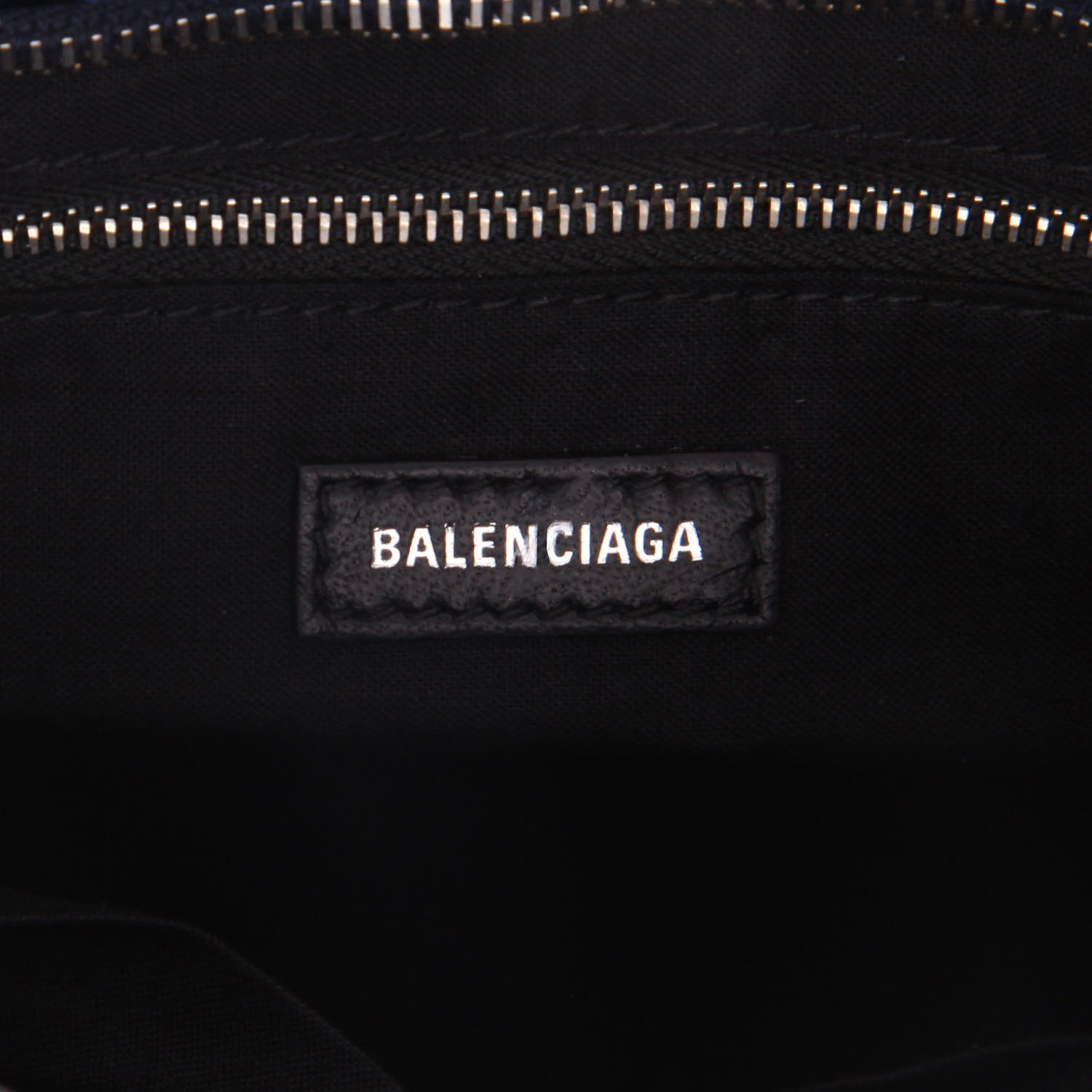 Sac à main Balenciaga  City en cuir bleu - Detail D2