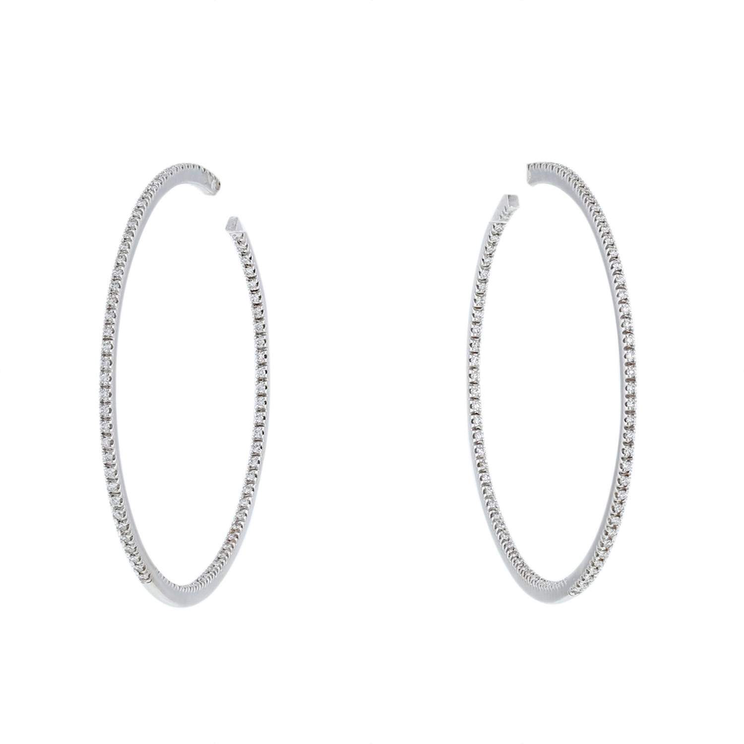 Paire de créoles Vintage  en or blanc et diamants