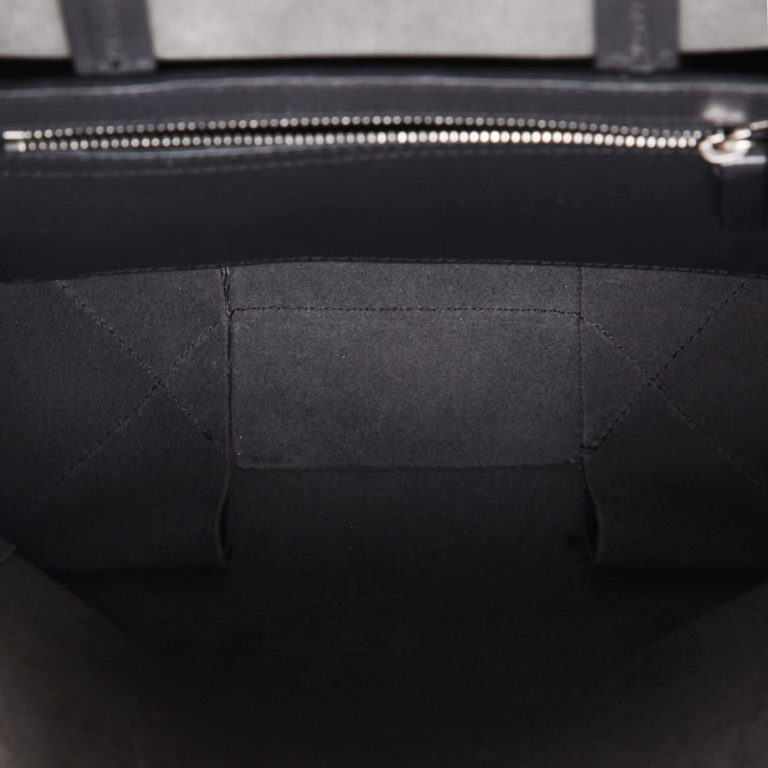 Celine  Cabas shopping bag  in grey grained leather - Detail D4