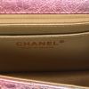 Sac à main Chanel 2.55 mini en cuir matelassé bleu rose et violet irisé - Detail D2 thumbnail