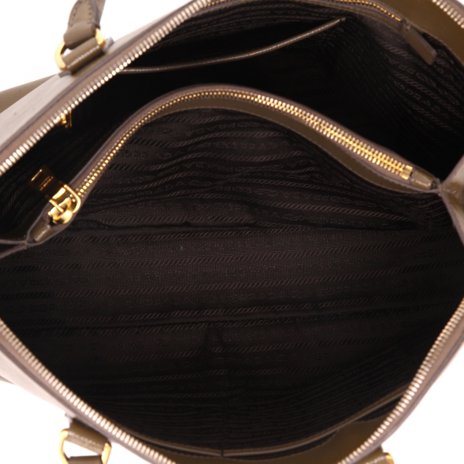 Bolso de mano Prada  Promenade en charol verde aceituna - Detail D3