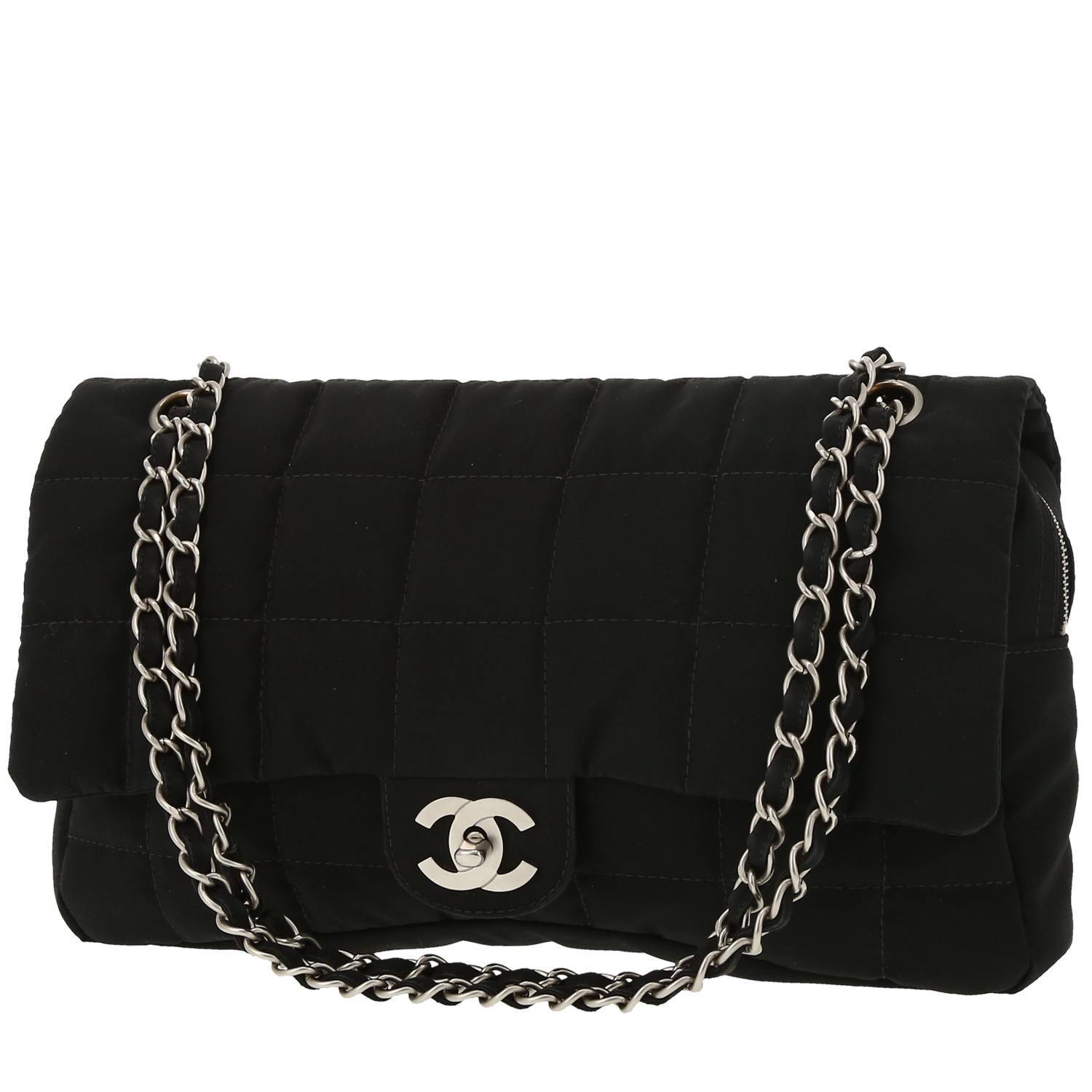 Sac Chanel Timeless Nylon Noir 2003 – Occasion Sac Chanel Timeless Nylon Noir 2003 – Occasion