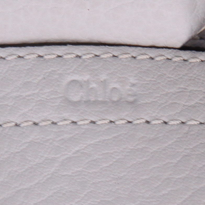 Borsa a tracolla Chloé  Marcie mini  in pelle martellata blu cadetto - Detail D2