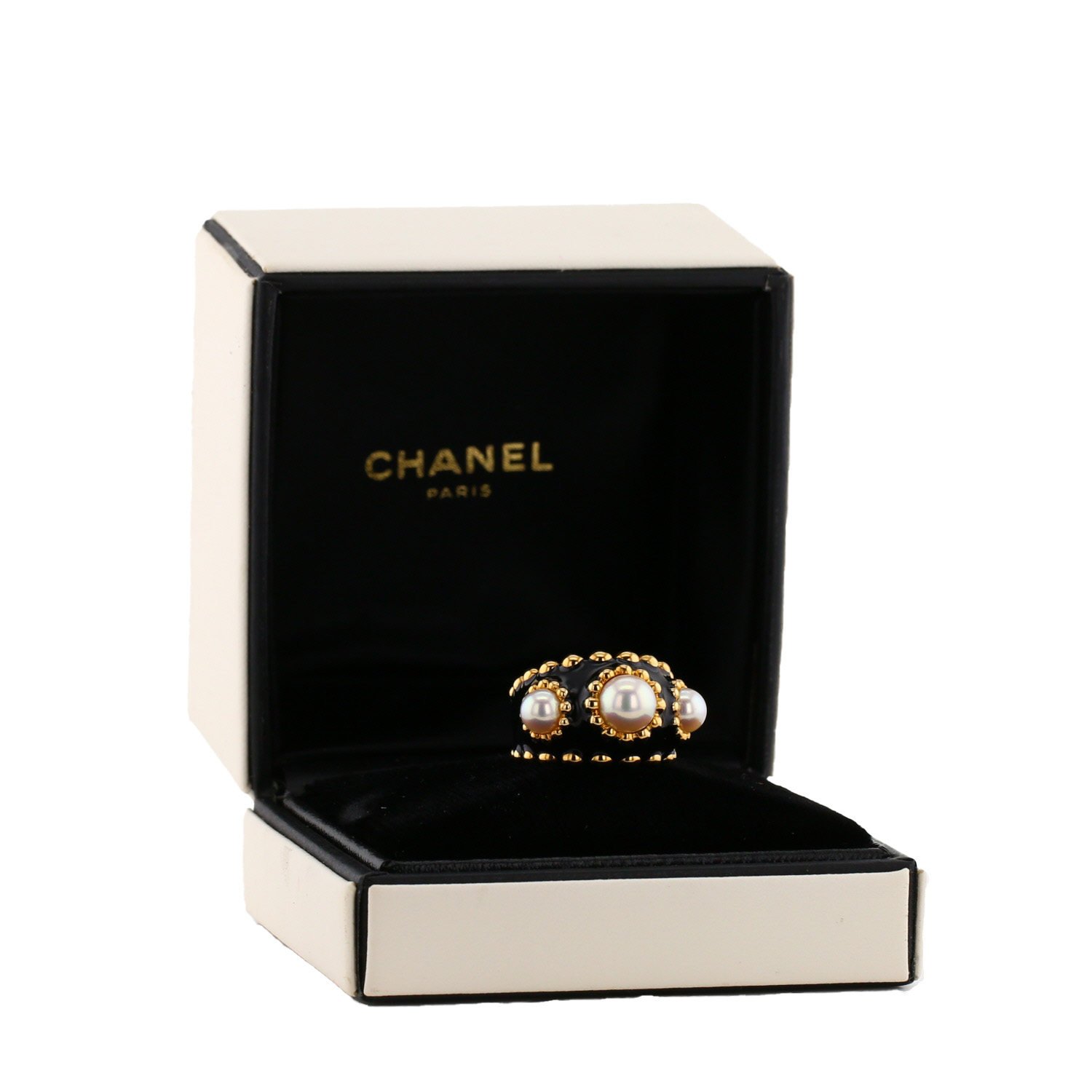 Chanel 3 symboles ring in yellow gold, pearls and lacquer - Detail D2