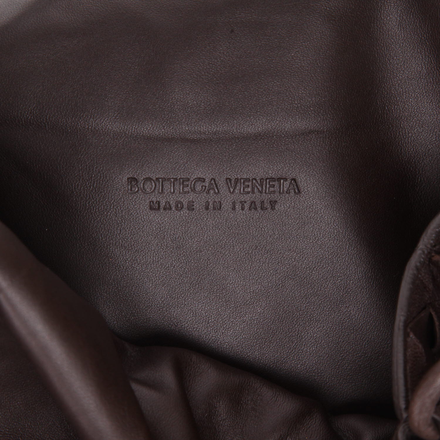 Bottega Veneta   shoulder bag  in brown intrecciato leather - Detail D2