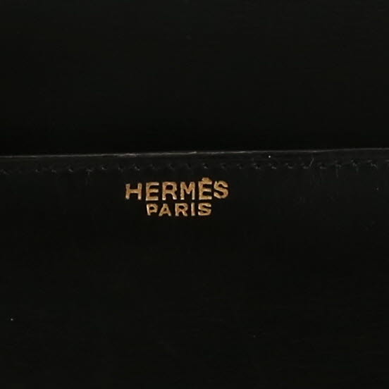 Hermès  Vintage handbag  in black box leather - Detail D2