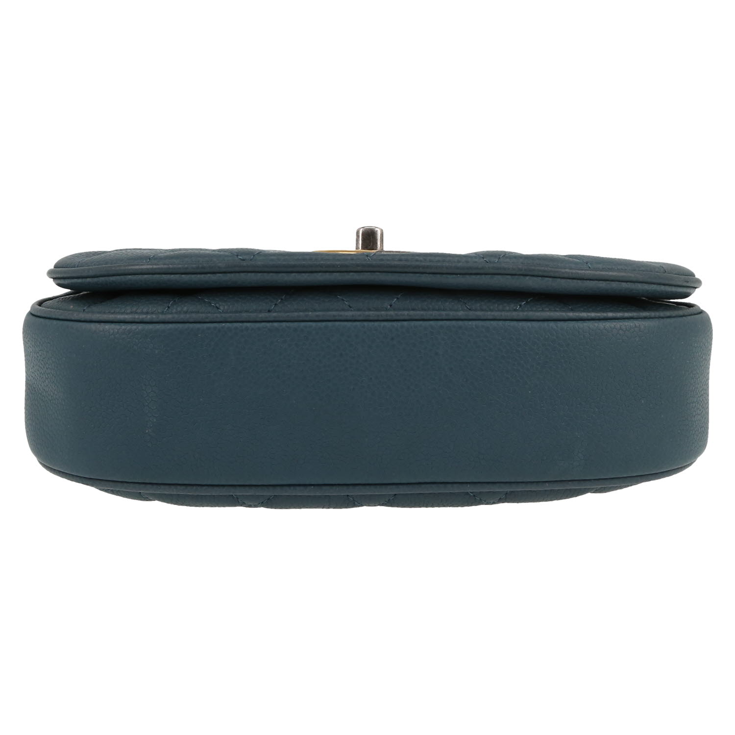 Sac bandoulière Chanel   en cuir grainé matelassé bleu - Detail D1