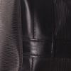 Sac cabas Louis Vuitton  Grand Noé en cuir épi noir - Detail D2 thumbnail