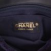 Bolso bandolera Chanel  Mini Timeless en jersey azul marino - Detail D2 thumbnail