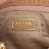 Borsa a tracolla Prada  Promenade in pelle saffiano tinta unita rosa polvere - Detail D2 thumbnail
