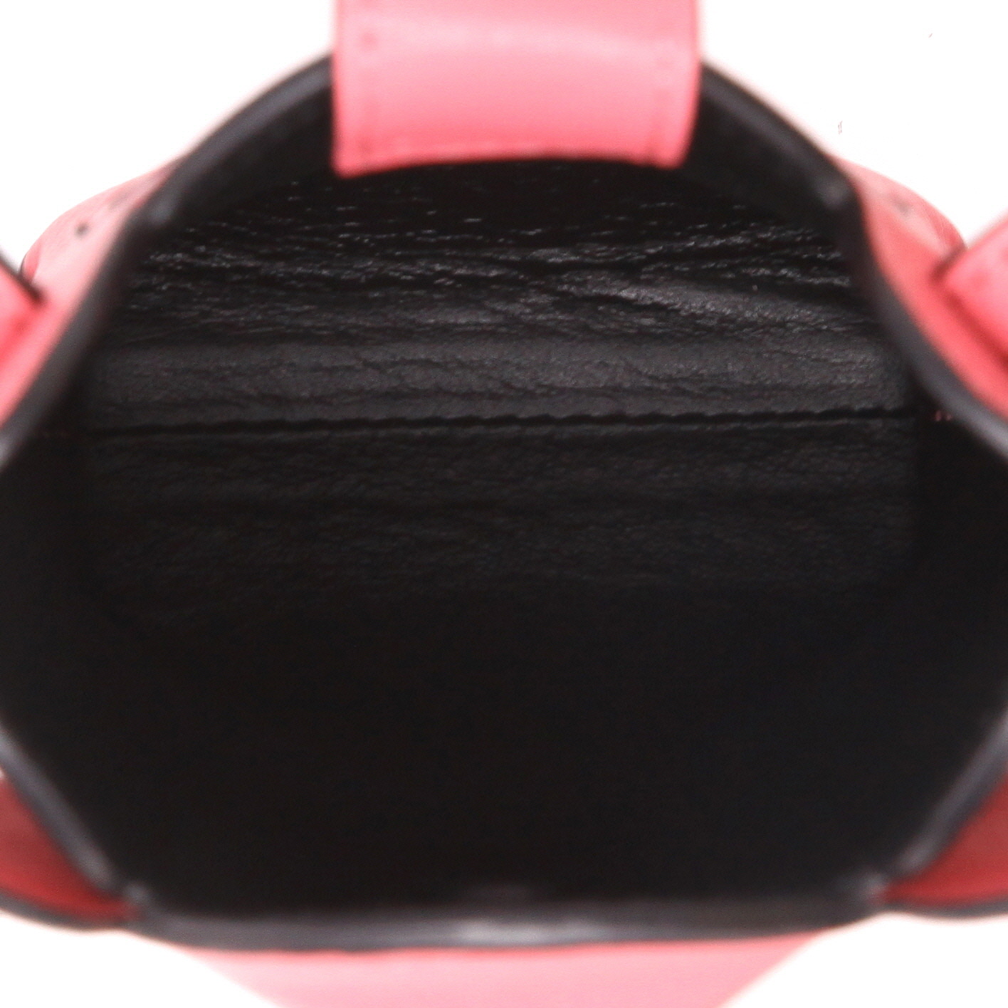 Bolso bandolera Loewe  Elephant Pocket en cuero rosa - Detail D3