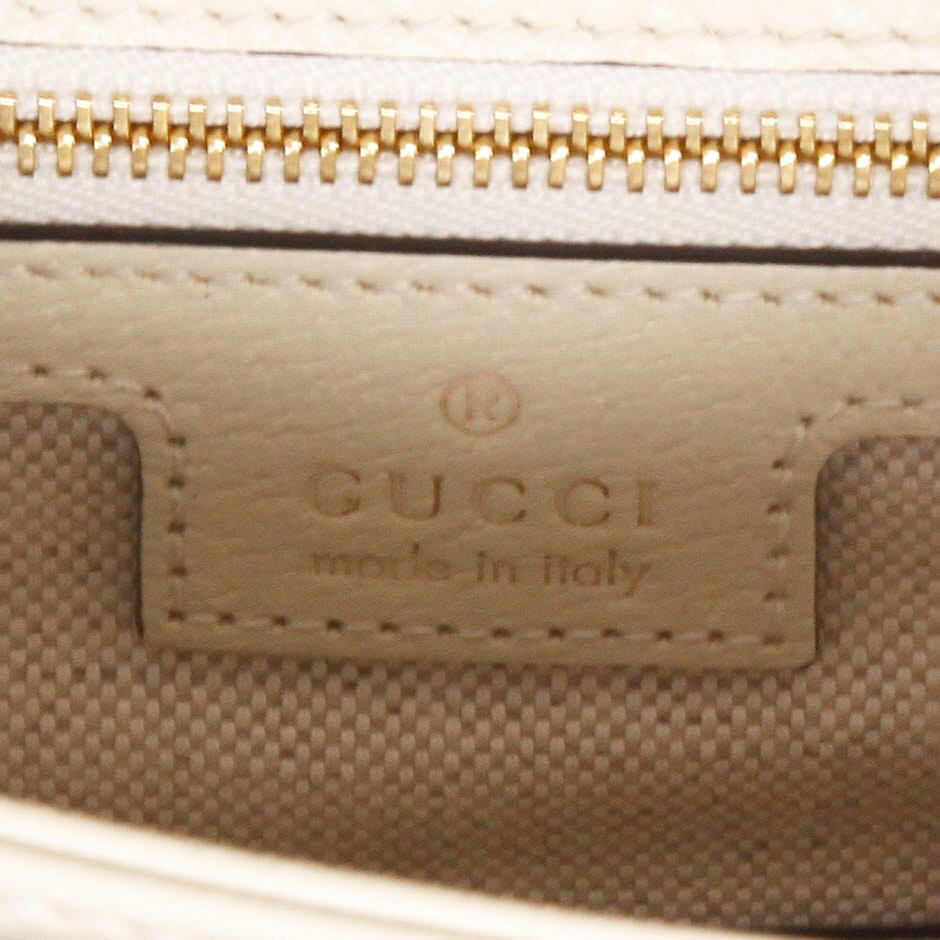 Bolso bandolera Gucci  Ophidia en lona monogram beige y cuero blanco - Detail D2