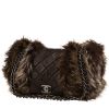 Chanel   handbag  in brown quilted leather  and brown furr - 00pp thumbnail