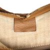 Bolso para llevar al hombro Hermès  Massai en cuero togo marrón etoupe - Detail D2 thumbnail