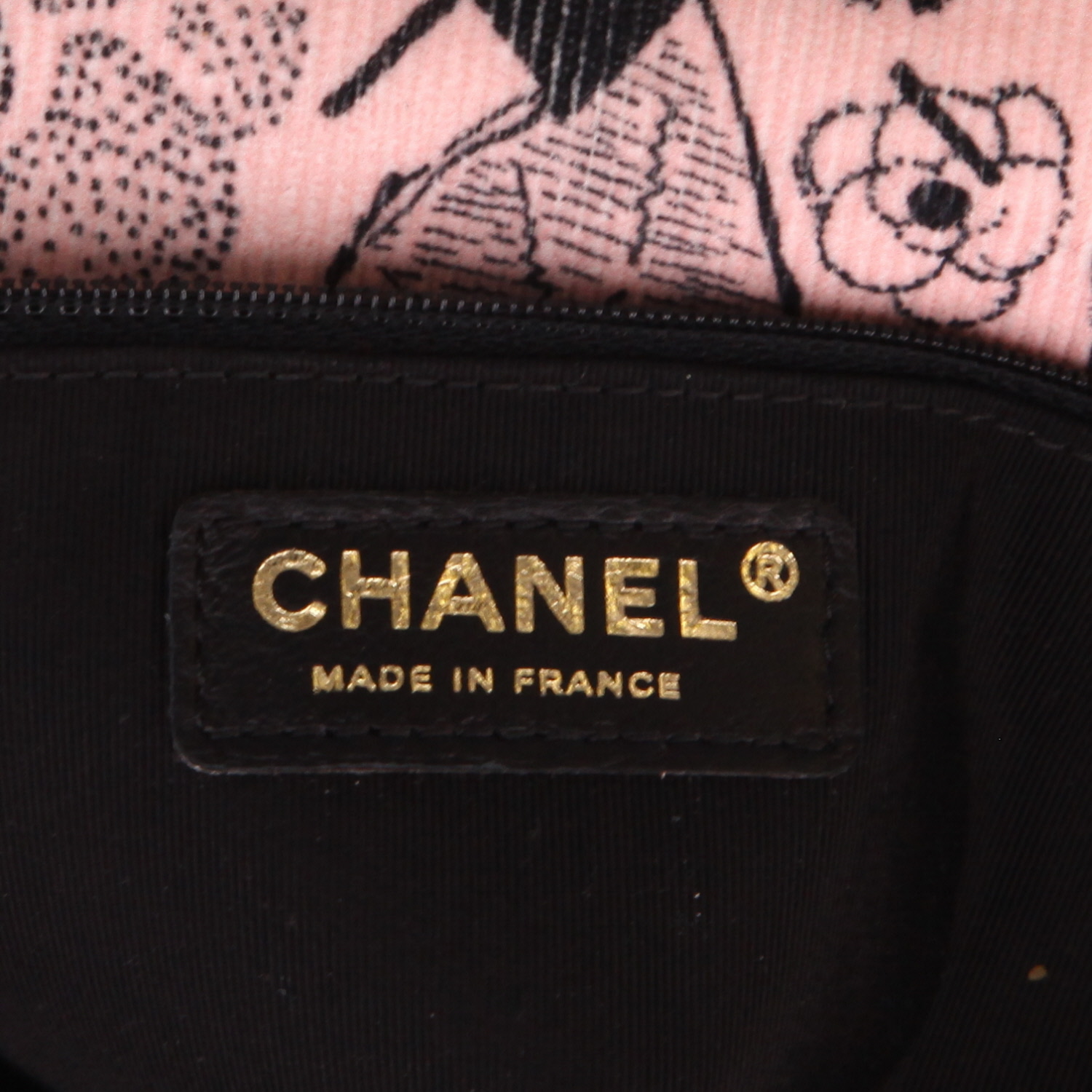 Sac à main Chanel  Editions Limitées en velours rose et cuir noir - Detail D2
