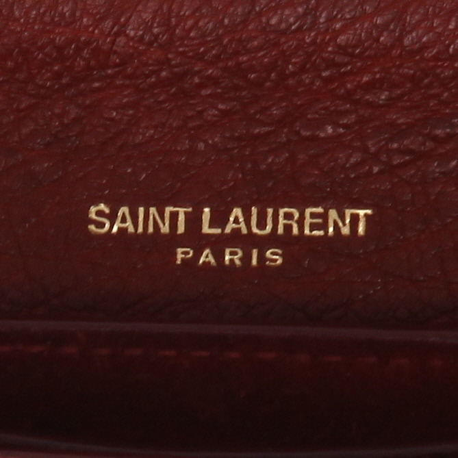 Sac bandoulière Saint Laurent  Kaia petit modèle  en autruche bordeaux - Detail D2