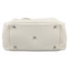 Bolso de mano Hermès  Lindy 30 cm en cuero togo blanco - Detail D1 thumbnail